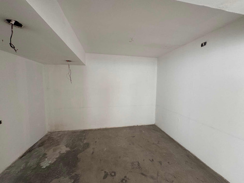 Excelente Y Exclusiva Ubicación Local Comercial / Remodelado