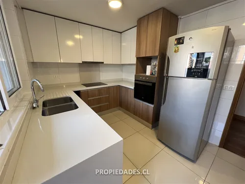 Departamento En Arriendo De 3 Dorm. En Las Condes