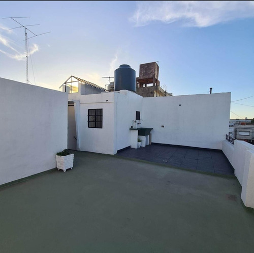Oportunidad! Dueño Vende Ph/departamento Tipo Casa De Categoria En Avellaneda, Totalmente Reciclado A Nuevo!! Sin Expensas!! Sin Comision Inmobiliaria! Se Acepta Propiedad Menor Valor De Mi Interes