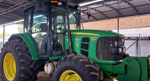 Trator John Deere 6110 J Ano 2014