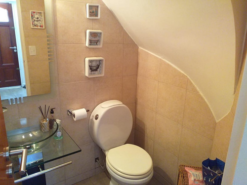 Imagen 9 de 18 de Casa - Adrogue