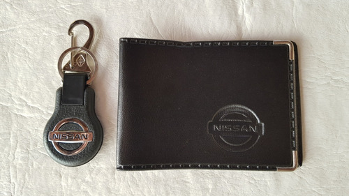 Kit Carteira Logo Nissan Chaveiro Nissan Com Mosquetao