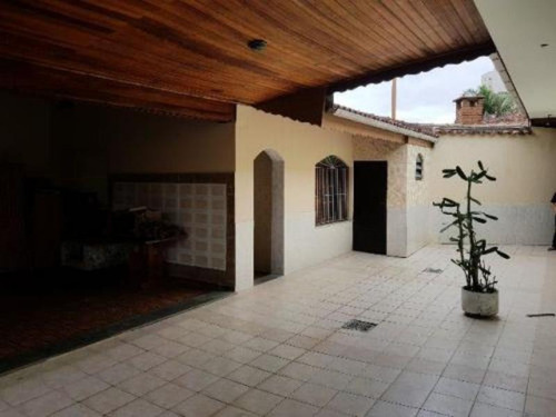 Imagem 3 de 14 de Casa Com Piscina E Edícula Na Praia Do Sonho - 3540 Npc