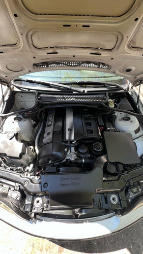 BMW Serie 3 2.2 320i Active