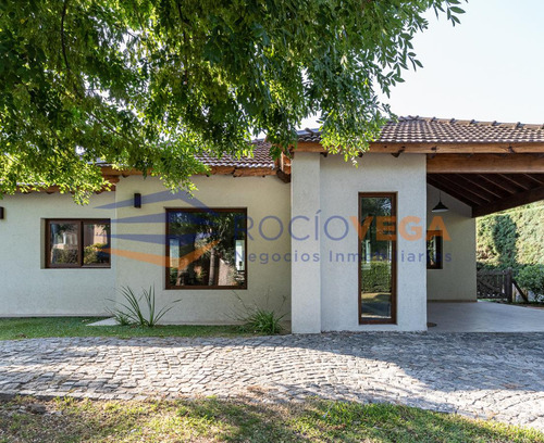 Casa En Venta En Banco Provincia Country Club Moreno