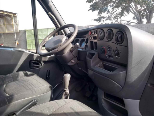 Imagem 7 de 13 de Iveco Daily 45s14