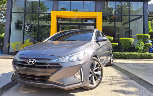 Hyundai Avante Luxury