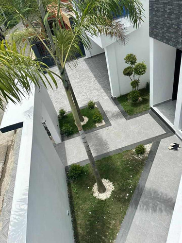 Venta De Casa De Lujo En La Autopista De San Isidro