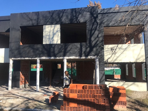 Imagen 3 de 7 de Residencia Construccion 50%