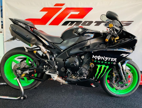 Yamaha R1 2013 Preta