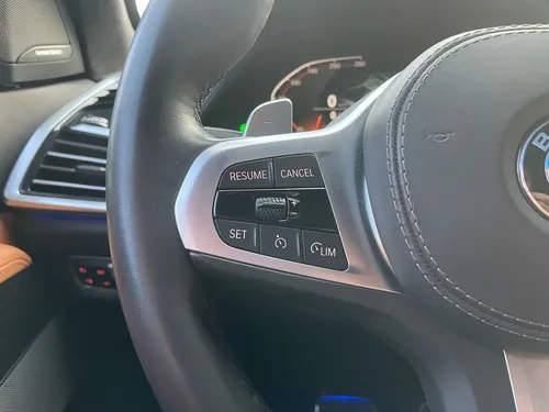 BMW X7 4.4 V8 M50i At