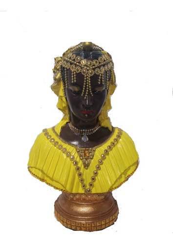  Mae Oxum Busto