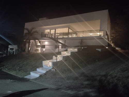Imagen 2 de 17 de Casa En Venta En Country La Rufina