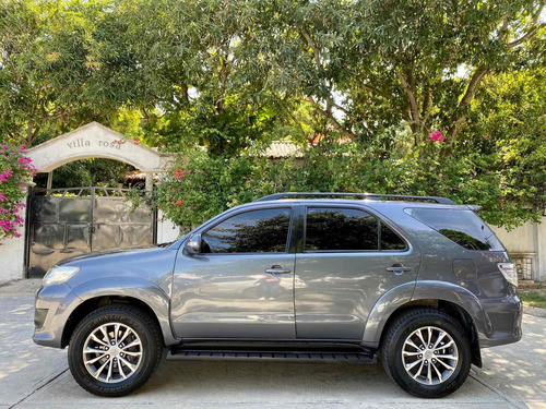 Toyota Fortuner Blindada Nivel 2