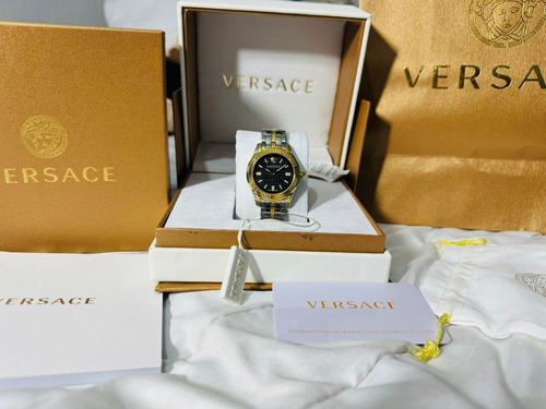 Belleza De Reloj Versace De Dama Color Negro 
