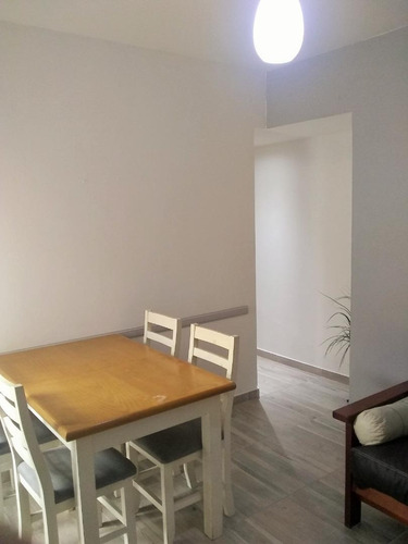 Venta Impecable Departamento 2 Ambientes