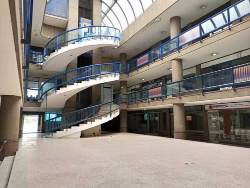 Centro Comercial En La Mejor Zona De Valencia
