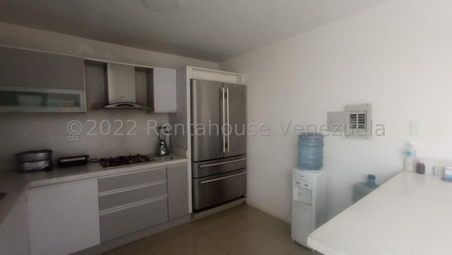 Imagen 13 de 30 de R.c +++ Casa En Venta En Roca Del Norte Barquisimeto Lara +++código 23-12706 Rafael Carrasquel Vende Contáctame 0424.593.75.42 Instagram: @rentahouse.centrooccidente ++