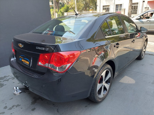 Imagem 6 de 12 de Chevrolet Cruze