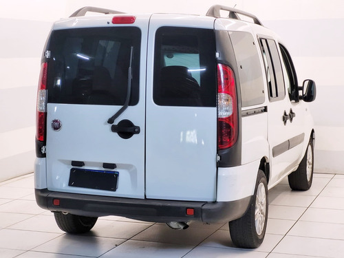 Fiat Doblo 1.8 MPI ESSENCE 7L 16V FLEX 4P MANUAL