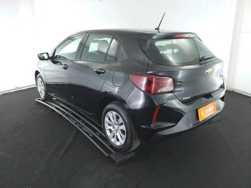 Imagem 6 de 9 de Chevrolet Onix 1.0 Flex Lt Manual