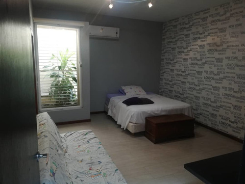 Imagen 5 de 13 de Casa En Venta O Alquiler Guataparo Villa Laguna Club Ga Vip
