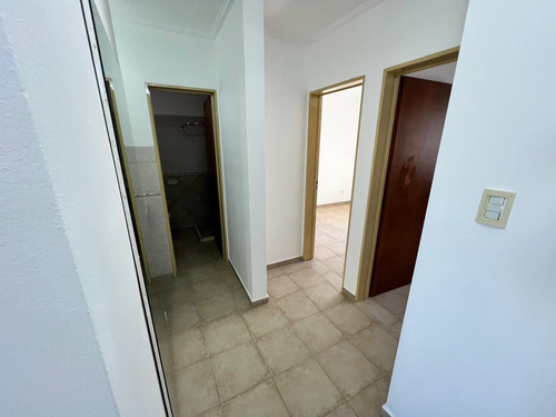 Departamento En Venta - 2 Dormitorios C/ Cochera - Amenities