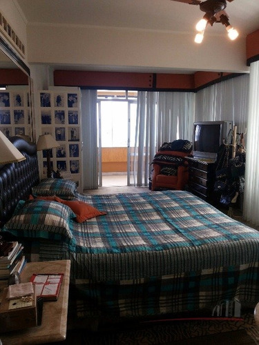 Imagem 10 de 15 de Excelente Apartamento - Vista Panorâmica Da Beira Mar - Um Apartamento Por Andar - V-3010