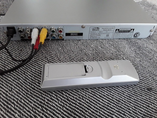 Dvd Bgh Feelnology Con Entrada Usb Y Cables Y Control Remoto