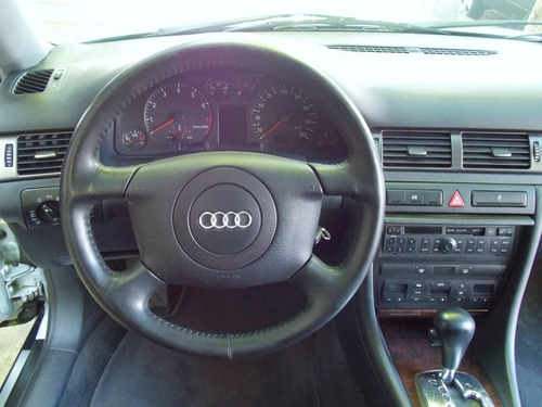 Imagen 11 de 25 de Audi A6 2.4 V6 Tiptronic 1999 Carbone