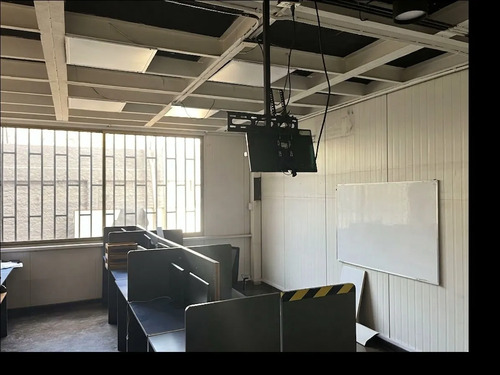 Excelente Combinación De Bodegas Con Oficinas Y Conectividad