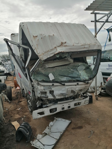 Imagen 2 de 10 de Desarmo Isuzu Elf 200 Año 2015 Solo Por Partes