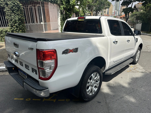 Ford Ranger 3.2 Xlt Cab. Dupla 4x4 Aut. 4p