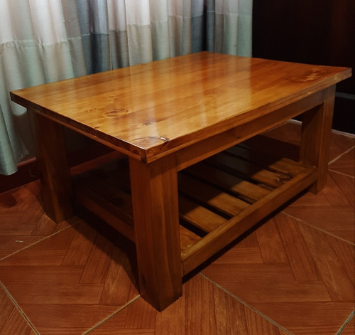 Mesa Ratona- 0.80 De Largo X 0.60 Ancho-pintada Y Barnizada.