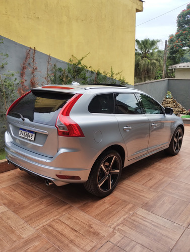 Volvo XC60 2.0 T5 R-design Drive-e 5p