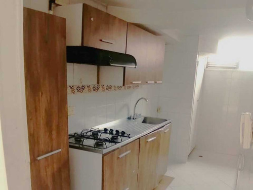 Apartamento Para La Venta En Envigado, Sector Alcala