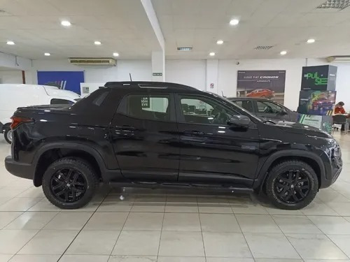 Imagen 3 de 19 de Fiat Toro 2.0 350 Multijet Ultra 4x4 At9 / F.r