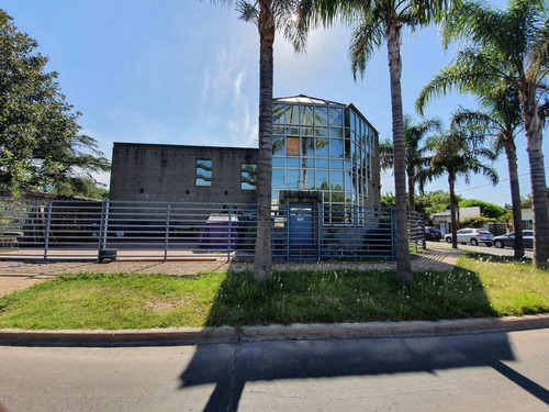 Venta Galpon De 380m² Caaguazu 1696 Ituzaingo