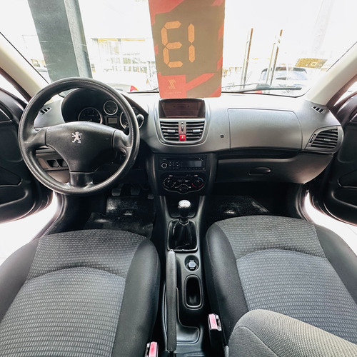 Peugeot 207 compact 1.4 active