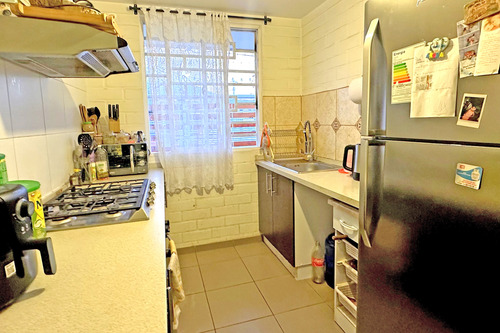 Av. Eyzaguirre / Casas Del Valle