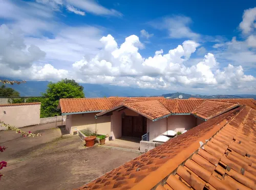 Quinta Lindero, La Lagunita