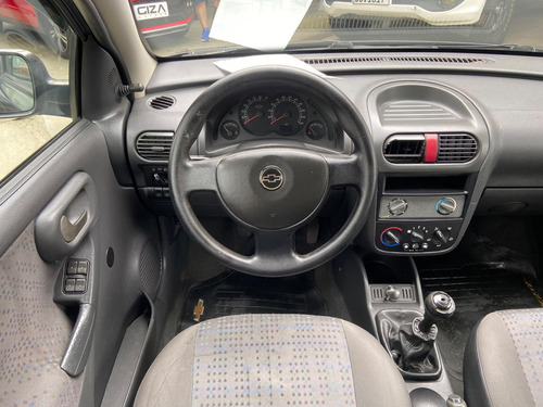 Chevrolet Corsa Sedan Maxx 1.4 8v 4p