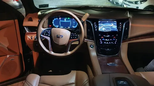 Cadillac Escalade 6.2 Plinum 4x4 At