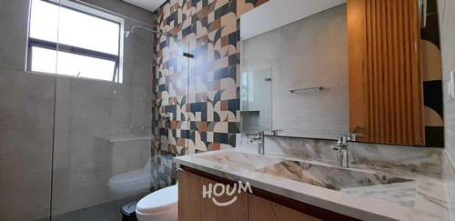 Casa En Palermo. 2 Habitaciones, 240 M², Id: 155093