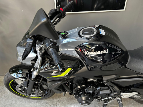 Kawasaki Z650 Abs 2024 - Único Dono - Revisões Em Concess.