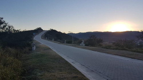 Imagen 7 de 8 de Venta - Lote En La Deseada - La Mejor Vista Del Barrio, Cerca Ingreso.