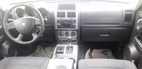 Imagen 12 de 15 de Dodge Nitro 2011 3.7 Slt Premium 4x2 At