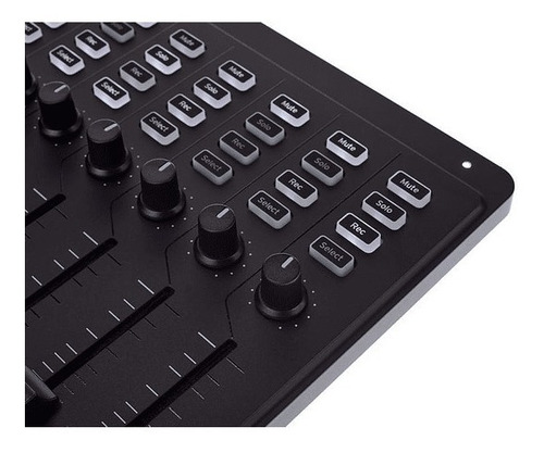 Imagen 2 de 3 de Controlador Midi Korg Nanokontrol Studio - B Stock
