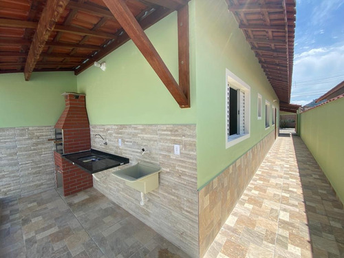 Casa Nova À Venda Com Piscina Em Mongaguá. 1251 M H