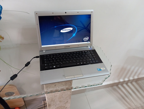 Notebook Samsung Rv411,intel Core I3 M330,4gb,hd500gb,cons Prateado